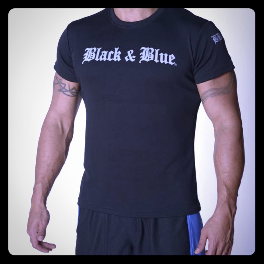 Men’s cool mesh t-shirt NWOT